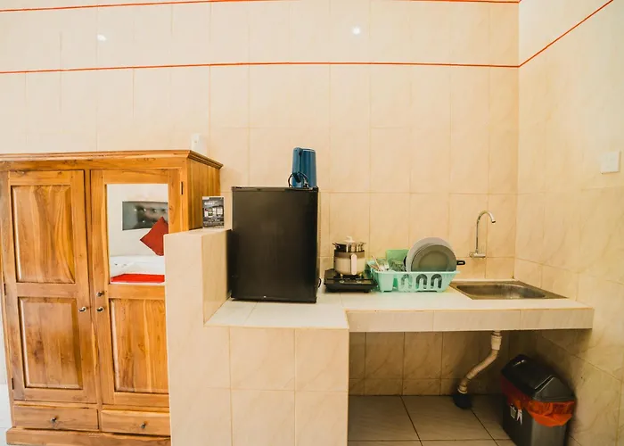 Santhi Graha Guest house Legian (Bali)